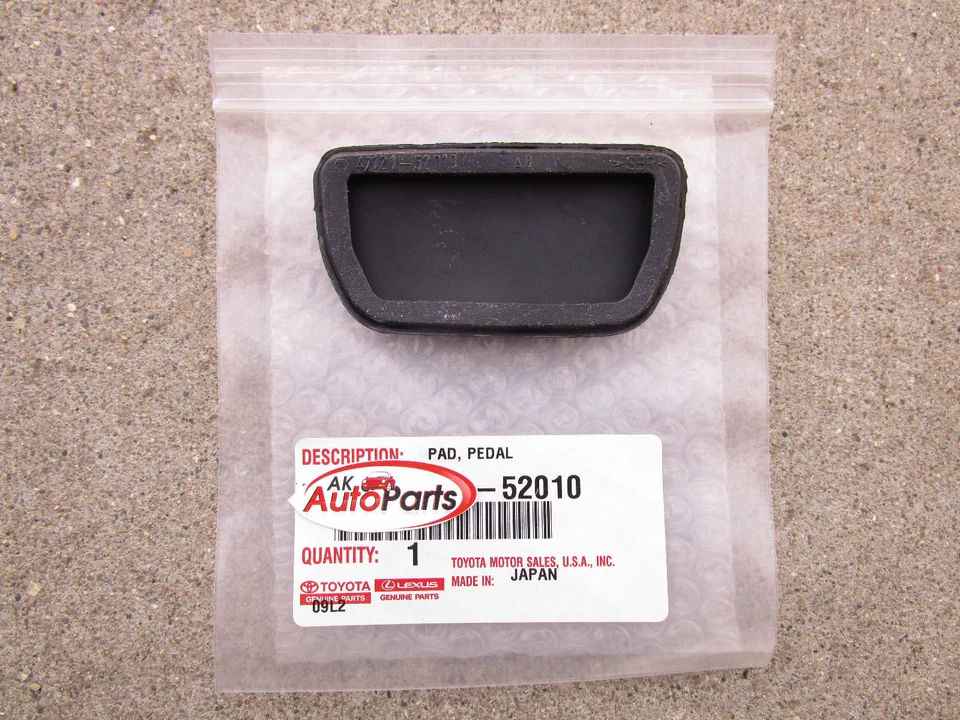 04 - 06 SCION XA AUTOMATIC TRANSMISSION BRAKE PEDAL PAD OEM NEW - Image 2 of 2