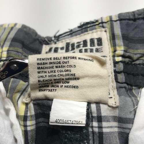 Urban Pipeline Shorts Boys Youth Size 16 Gray Plaid Bermuda Outdoors Walkshorts - Picture 8 of 12