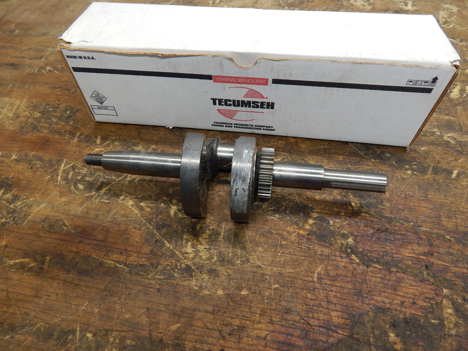 Genuine Tecumseh Crankshaft 35272 OEM NOS New. H70 Hsk70 for sale
