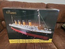 Titanic Trading Cards More Plentiful Than the Ship's Lifeboats 27
