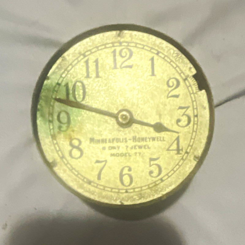 Minneapolis-Honeywell Model 37 Metal Clock Movement Replacement, Gold/Green