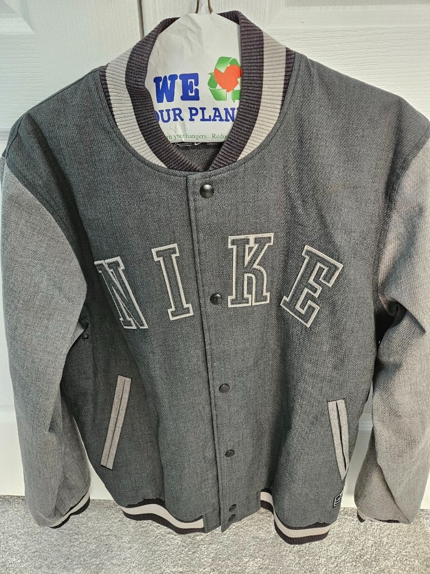 Jacket - Nike Medium Gray Jacket - Engineered for… - image 1