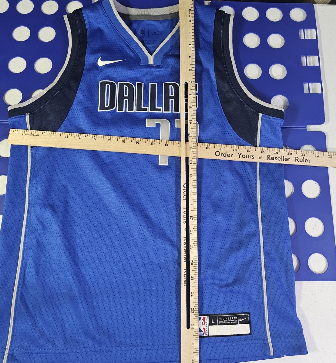 Nike - Dallas Mavericks - Luka Doncic #77 Dri-FIT Swingman Jersey