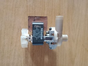 Miele Ablaufpumpe 2AL2 302-4MA  60W 913881