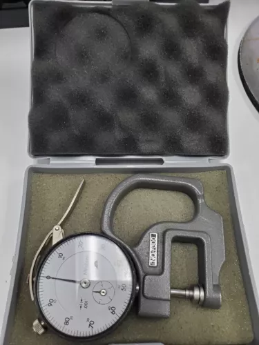 Mitutoyo 2412F Thickness Snap Gage Code 7300 With Case
