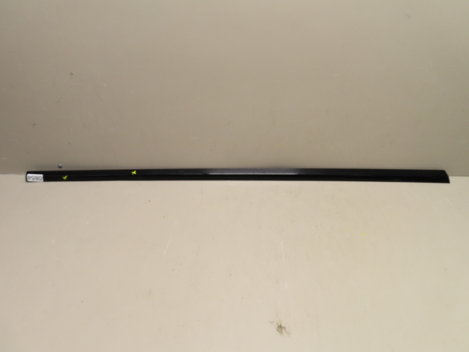 06-12 Bentley Continental Flying Spur Front RH Door Trim Strip 3SE837374C OEM