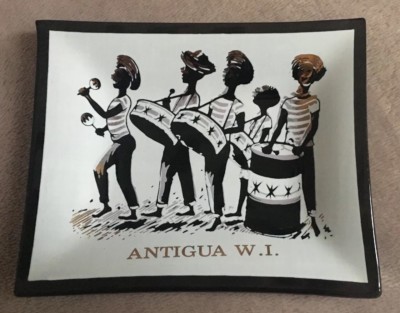HOUZE ART Antigua Vintage  Hi There  Souvenir Glass Dish/Ashtray Steel Band.60 s