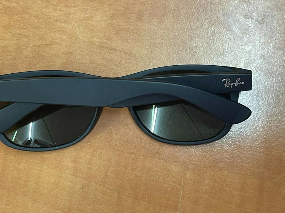 Ray-Ban Folding Wayfarer RB4105, photo 4 sur 5