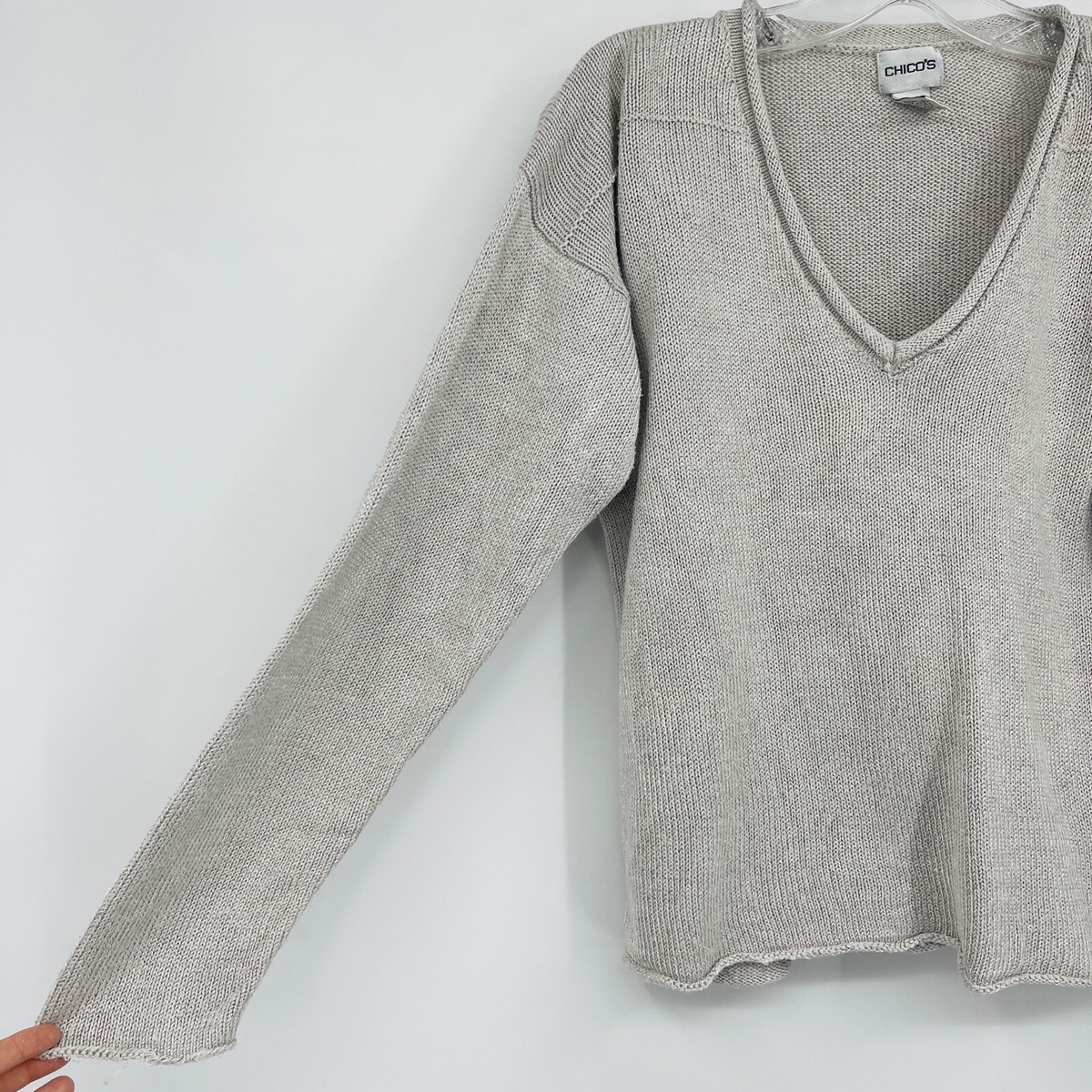 Chicos 2 Knit Sweater Grey V-Neck Rayon Unfinished Edges