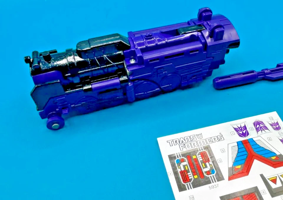 1984 ASTROTRAIN 100% COMPLETE w/TECH SPEC G1 TRANSFORMERS UNUSED HIGH GRADE - Image 2 of 4