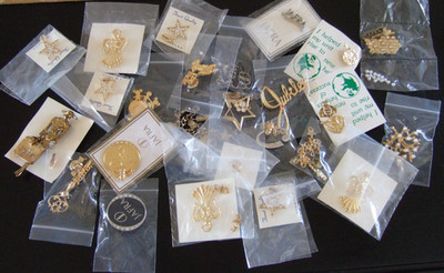 HTF  JAFRA NEW JEWELRY LOT  Great for Collectors and for Crafts 26 Pcs Lot #2