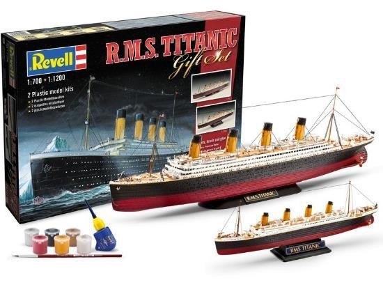 Revell 05727 R.M.S. Titanic Gift Set 1:700 and 1:1200 Scale Kit