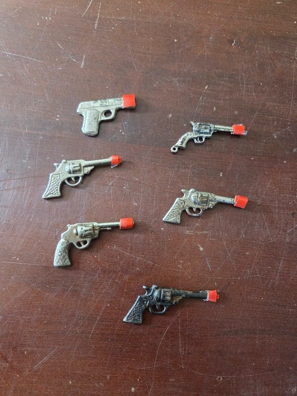 Lot of 6 Antique Mini Metal Toy Pistol Charms in Excellent Condition - NR