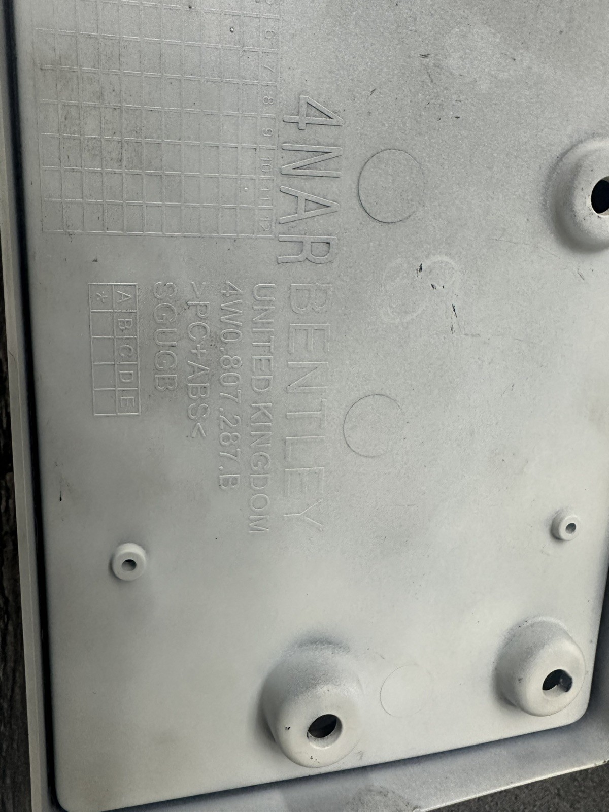 Genuine Bentley 4W0807287B LICENCE PLATE HOLDER