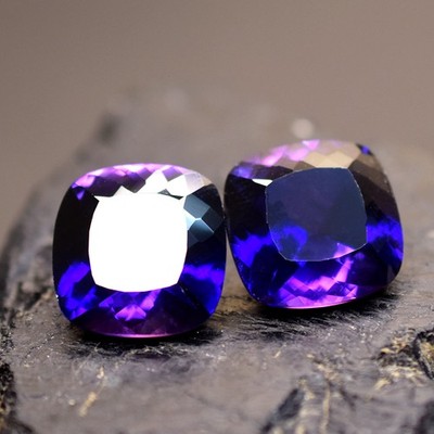 CERTIFIED 29.55 Ct Treated Purple Tanzanite Square Cushion Pair Natural Gems