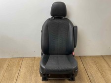 2011 - 2020 Toyota Sienna Se Front Rh Passenger Electric Seat Black Clothvinyl