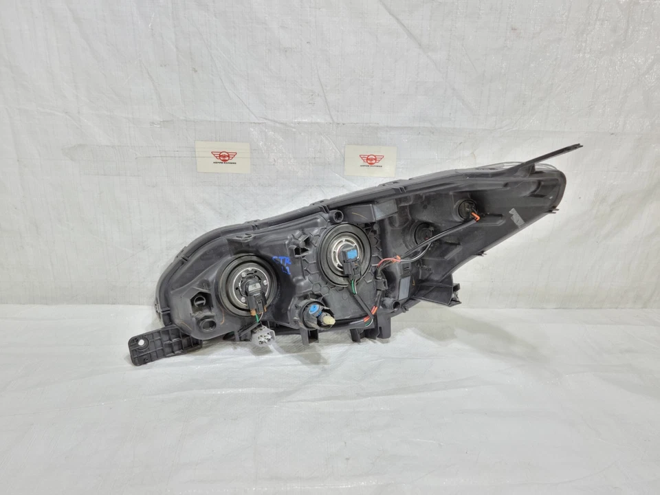 2017-2023 Subaru Impreza Headlight Head Lamp Right Passenger Side OEM 84001FL00B - Image 4 of 4
