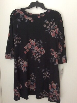 Three Pink Hearts Dress Size M NWT Black Blush Crochet Shoulder Embellishment