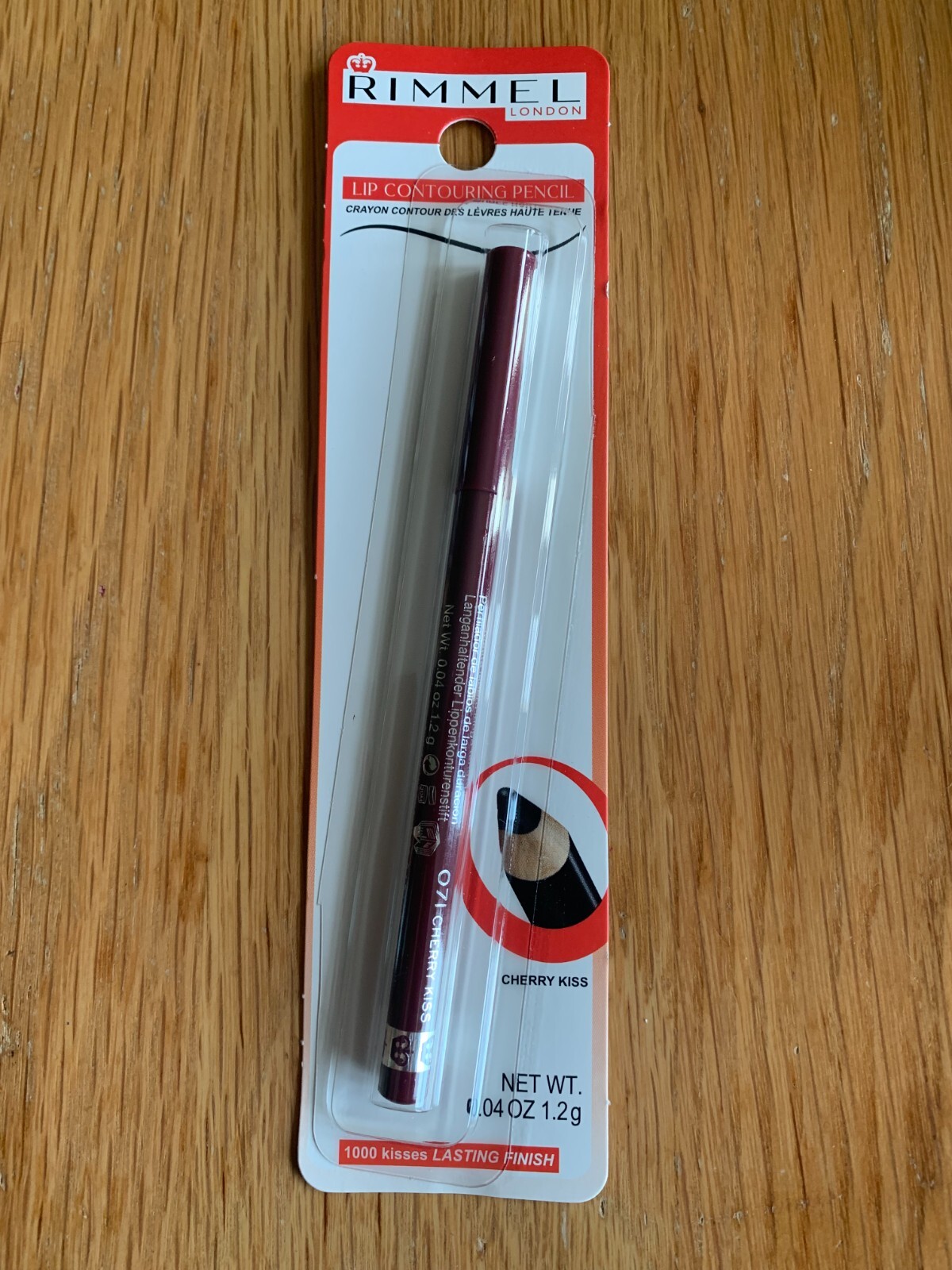 Brand New & Sealed RIMMEL 1000 Kisses Lip Contouring Pencil- Cherry Kiss