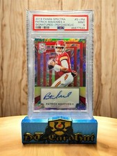 3/5 PSYCHEDELIC PATRICK MAHOMES II 2019 SPECTRA SIGNATURES PSA 9 OG AUTO SSP