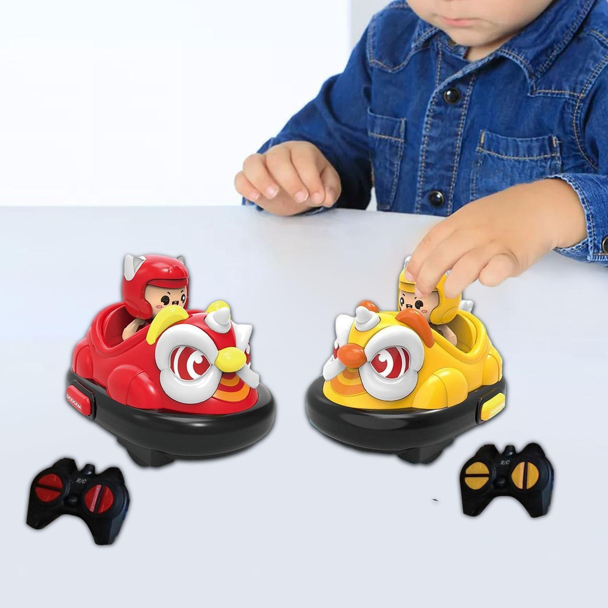 2x RC Bumper Cars Set Remote Control Cars for Children Age