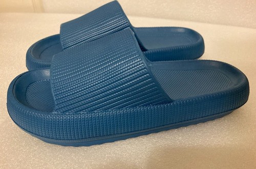 MoneRffi Unisex Cloud Slides / Slippers Womens 10 Mens 7-8 | eBay