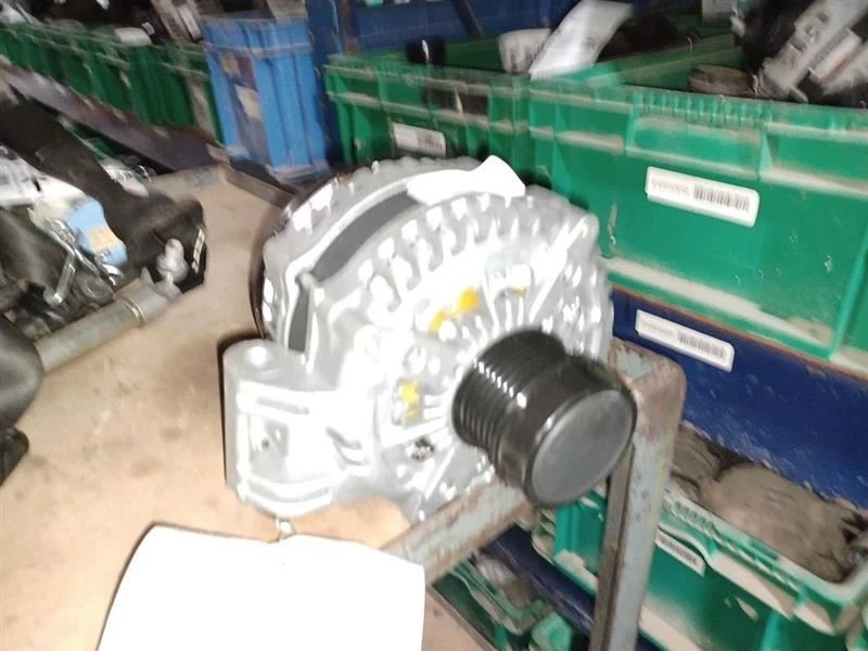 Alternador 220 Amp 12V 68391579AB para 21-23 Jeep Grand Cherokee WL 3.6L 2715094 Foto 4 de 4