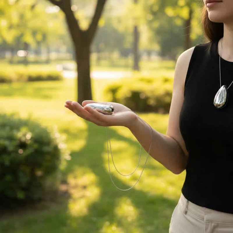 Personal Wearable Air Purifier Necklace for Pet Owners