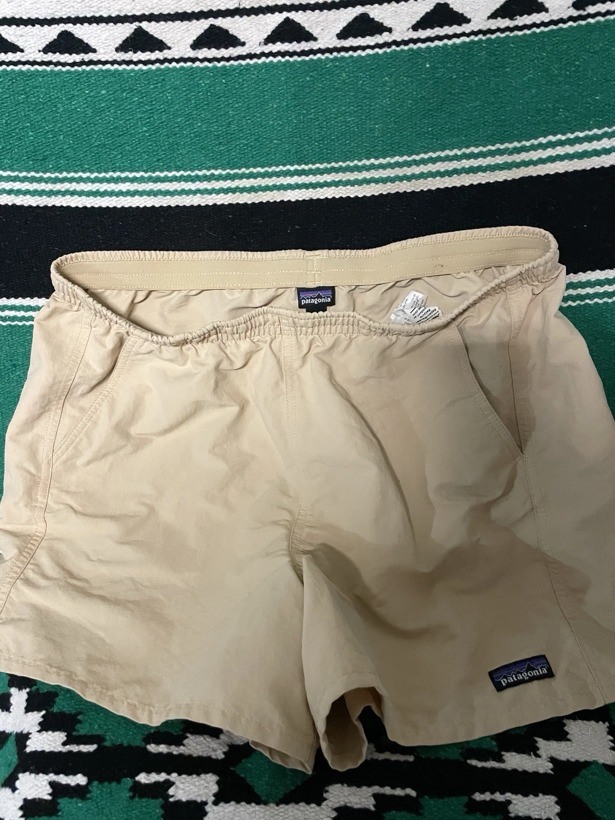 Patigonia Men's Nylon Quick Dry Shorts Size L
Opens in a new window or tab