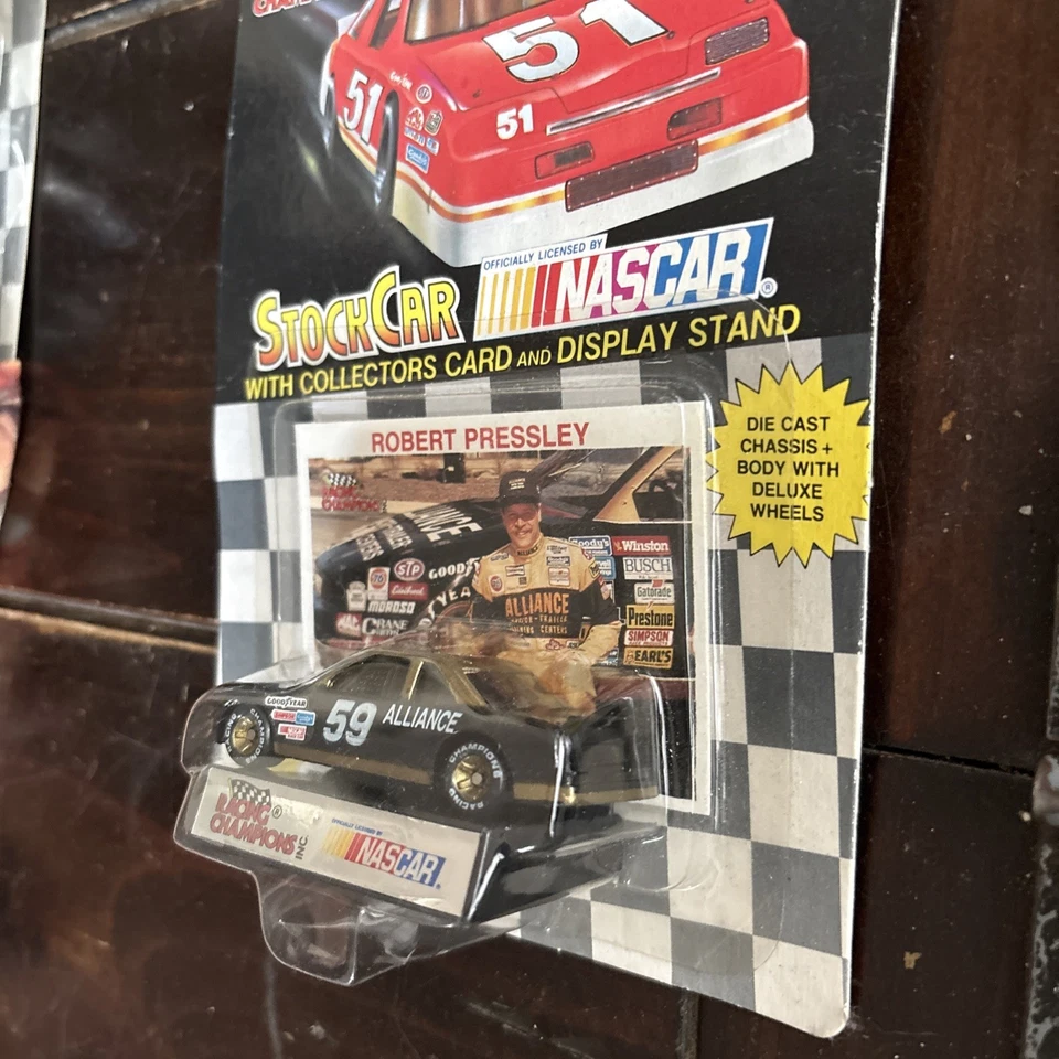 NASCAR  RACING CHAMPIONS 1991 1:64 #59 ROBERT PRESSLEY ALLIANCE DIE CAST CAR - Image 3 of 4