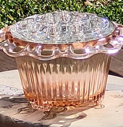 VTG Anchor Hocking Glass Pink 3-Footed Bowl Old Colony Lace Edge W/Floral Frog