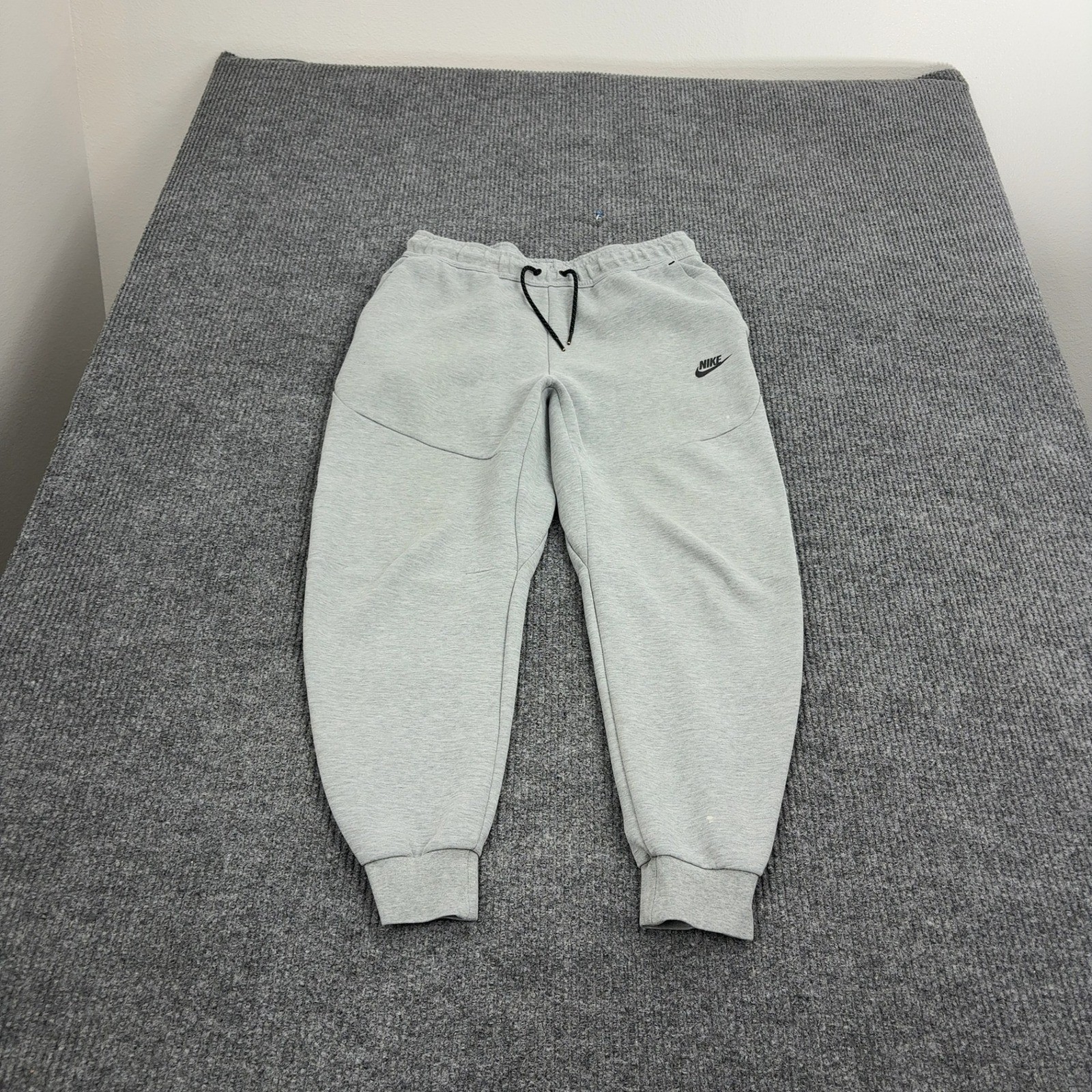 Nike Joggers Mens L Grey Cotton Polyester Tech Fleece Sweatpants Sportswear