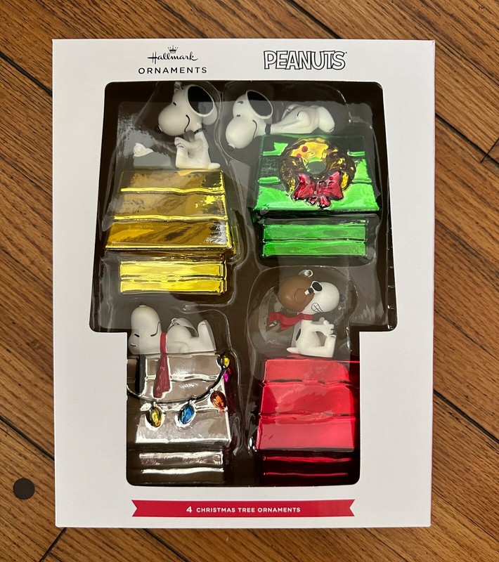 2023 Hallmark Set of 4 Christmas Glass Ornaments Peanuts Snoopy Doghouse 5"