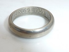 Vintage Two Shillings Coin Ring 1959 Wedding Band Size O