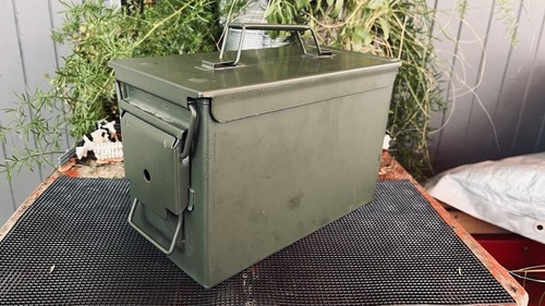 Vintage Versatile Tractor Logo Metal .50 Cal Ammo Box | Big Bud John Deere Oil - Picture 5 of 9