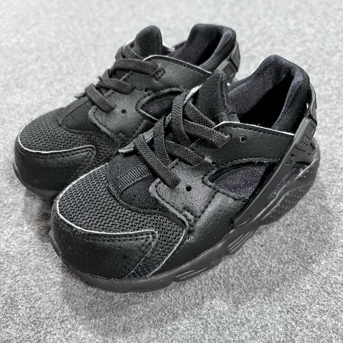 black nike huarache toddler