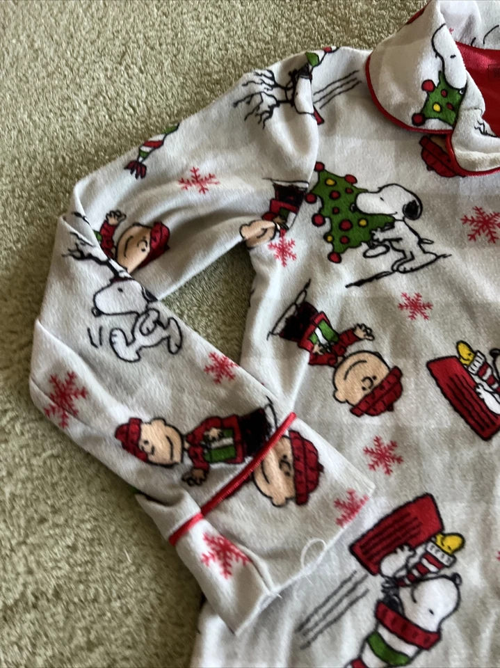 Camisón polar de Navidad Peanuts Girls gris blanco Charlie Brown Snoopy S 4-5 Foto 3 de 4