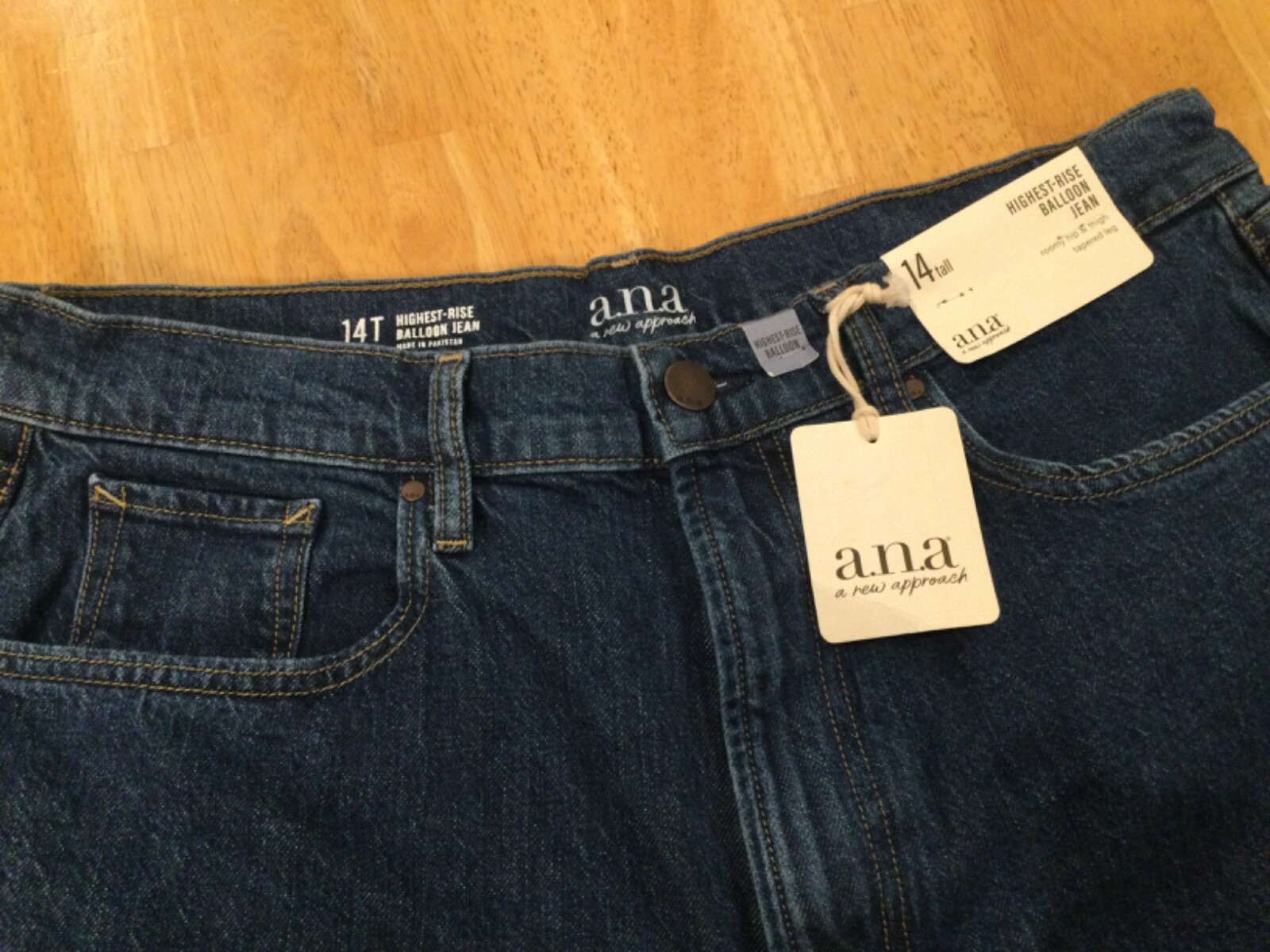 a.n.a A New Approach women's jeans size 14 tall highest-rise balloon jean