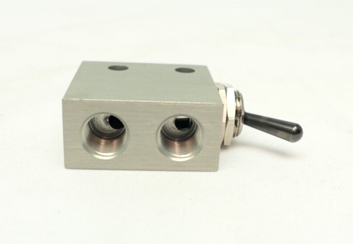 ARO Manual Air Control Valve 3NB16 M251LS 3-Way/2-Position 1/8" Valve Port NPT - Picture 7 of 7