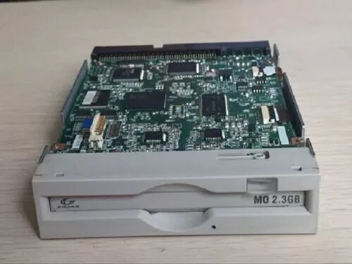 Fujitsu MCJ3230SS Internal 2.3GB SCSI 3.5" Optical Drive