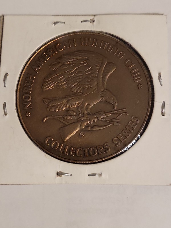 North American Hunting Club Predators of North America Wolf Bronze Medal Coin