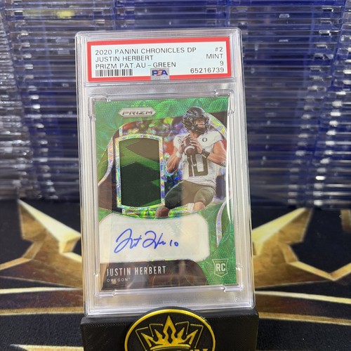 2020 Panini Chronicles DP Justin Herbert RPA Patch Auto Green Scope /25 PSA 9