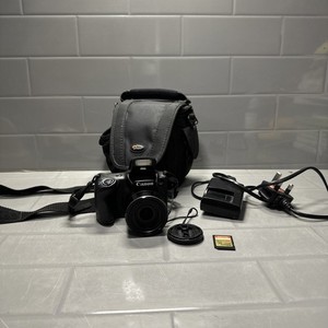Canon PowerShot SX410 IS 20MP 40x Zoom Camera Charger Case 16GB SD Card