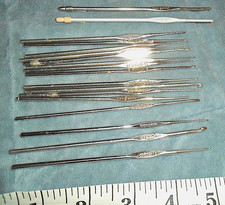 Lot of 17 Vintage Mainly Tatting hooks for lace making Boye Bates Hero Milward