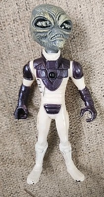 Alien Power Unlicensed Destroy All Humans CRYPTO 5 1/2  Figure