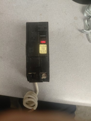 #ad QOB220gfi Breaker Square D 2POLE 20 AMP All Tested And In Good Working Order. $45.50