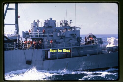 Navy Destroyer Ship off Vietnam Coast in 1967 war, Kodachrome Slide aa 13-14b - Picture 1 of 1