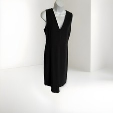 Banana Republic Little Black Dress Women’s 8 Sleeveless V-Neck