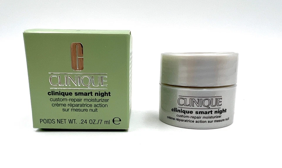 ¡En caja! 2 de Clinique Smart Night Crema Hidratante Reparadora Personalizada 0.24 OZ*2=0.48 OZ Foto 3 de 4