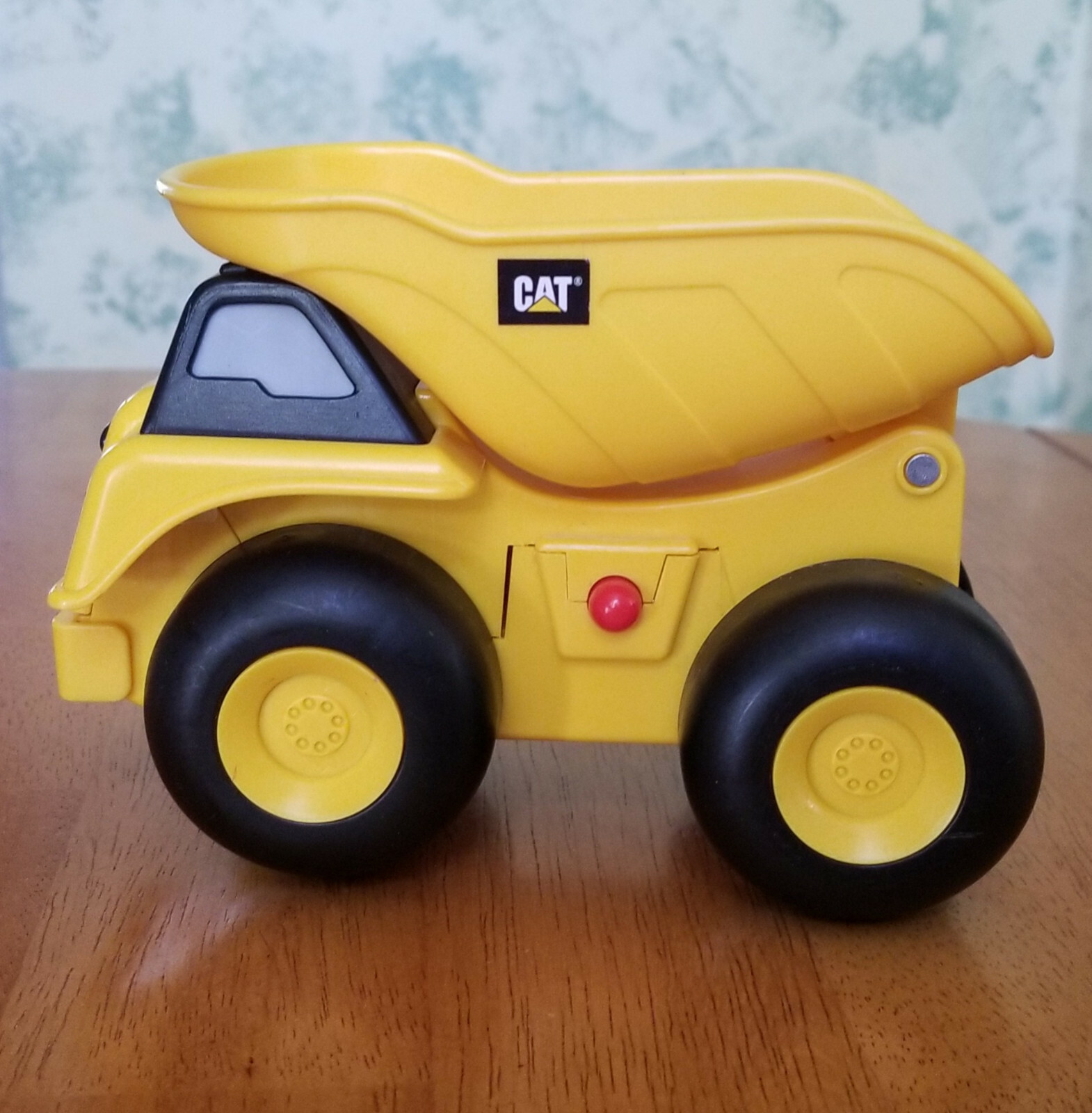 cat toy dump truck plastic